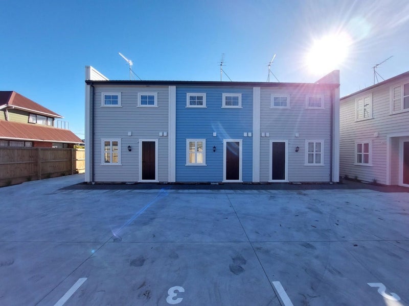 90 Coronation Street, Spreydon, Christchurch - Carousel 11