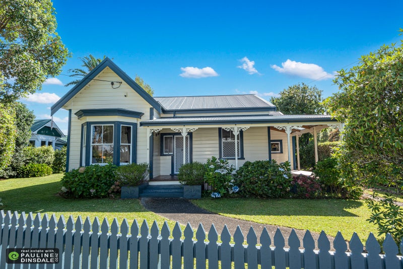 15 Aubrey Street, Regent, Whangarei - Carousel 1