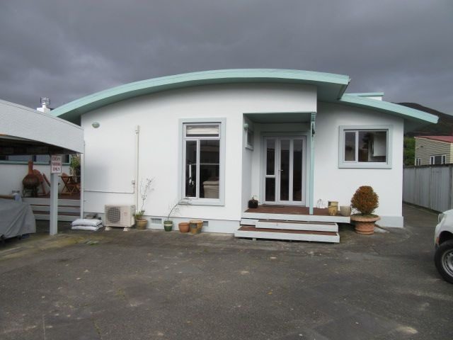 8 Fergusson Street, Waterloo, Lower Hutt - Carousel 2