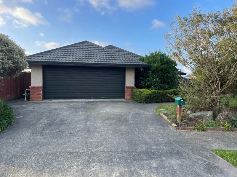 7 Ron Place, Fitzherbert, Palmerston North - Carousel 2