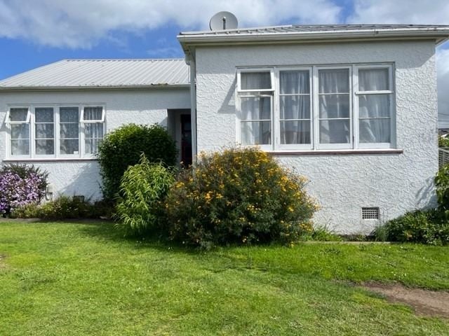 54 Wrantage Street, Westown, New Plymouth - Carousel 2