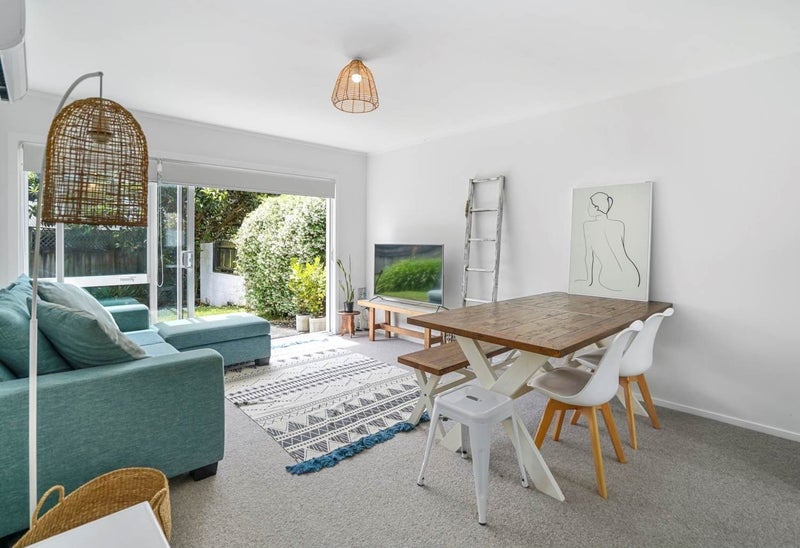 7/12 Telford Avenue, Balmoral, Auckland - Carousel 1