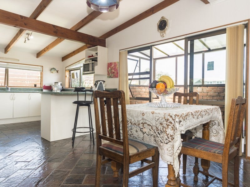 11 Salisbury Road, Awapuni, Gisborne - Carousel 20