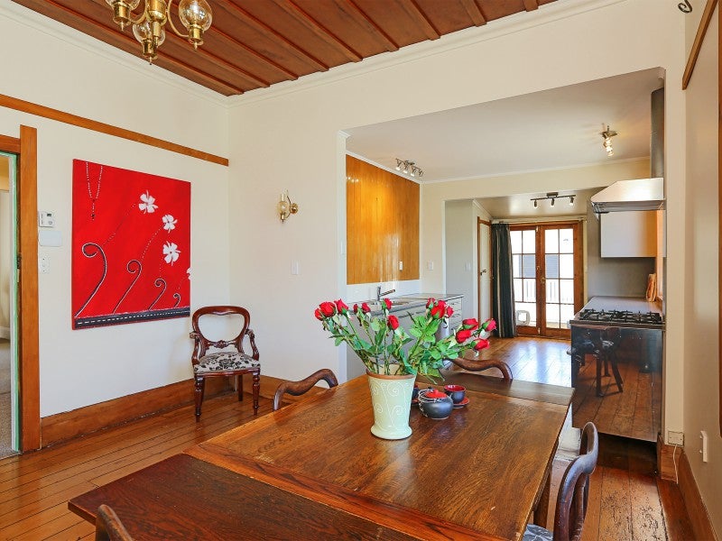 514 Fenwick Street, Mayfair, Hastings - Carousel 1