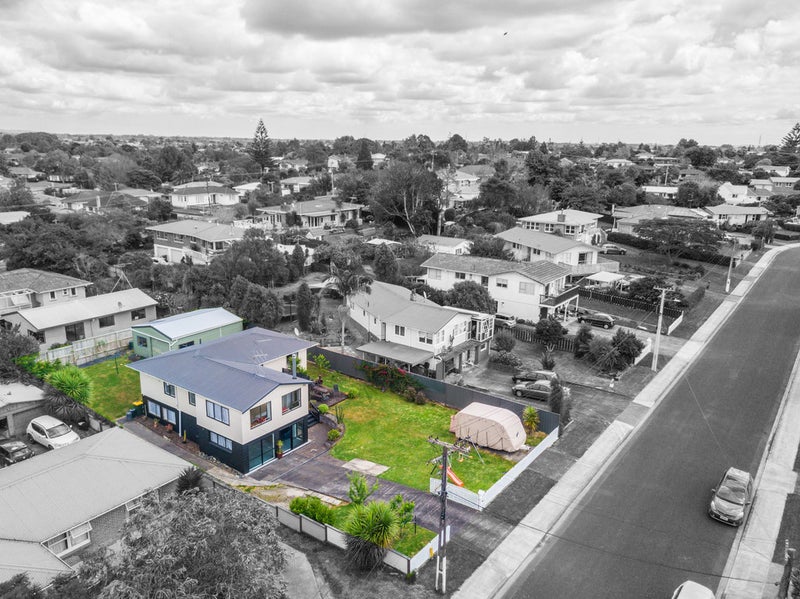 21 Rembrandt Place, Opaheke, Papakura - Carousel 22