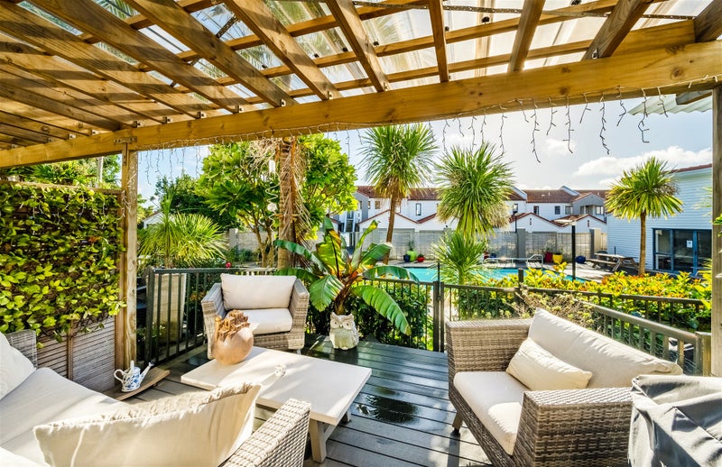 4/21 Armoy Drive, East Tamaki, Auckland - Carousel 1