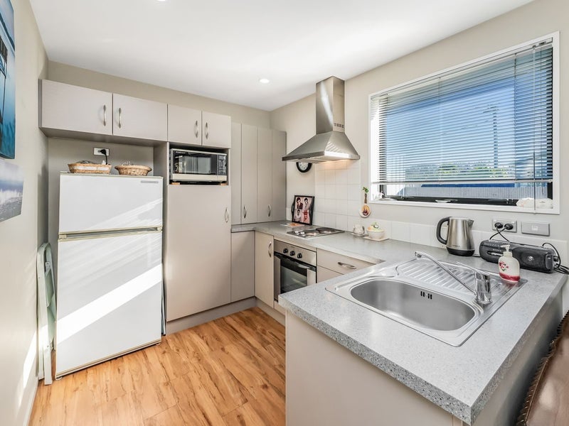 1/191 Gayhurst Road, Dallington, Christchurch - Carousel 2