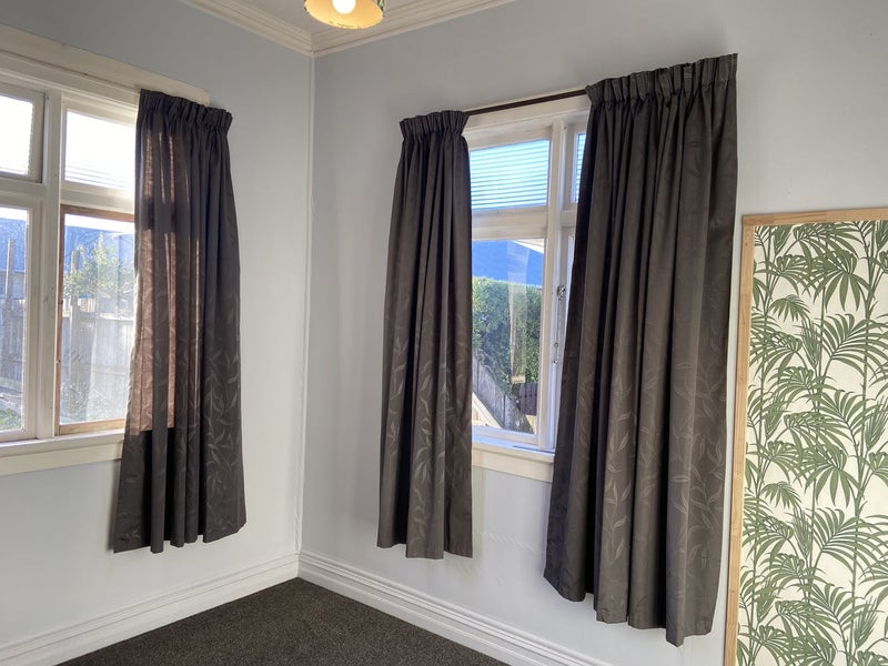 186 Bay View Road, South Dunedin, Dunedin - Carousel 1