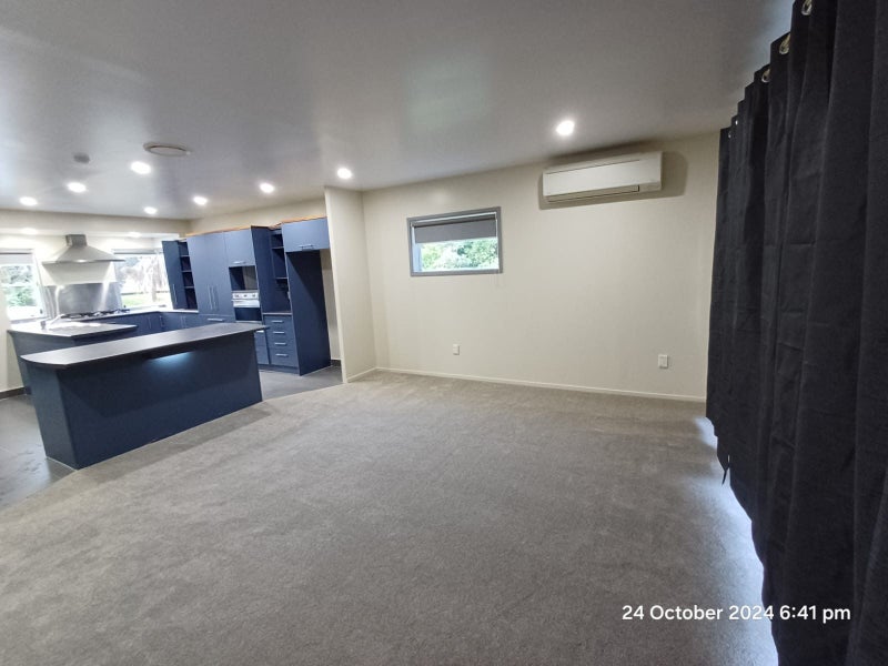27 Eaton Road, Hillsborough, Auckland - Carousel 2