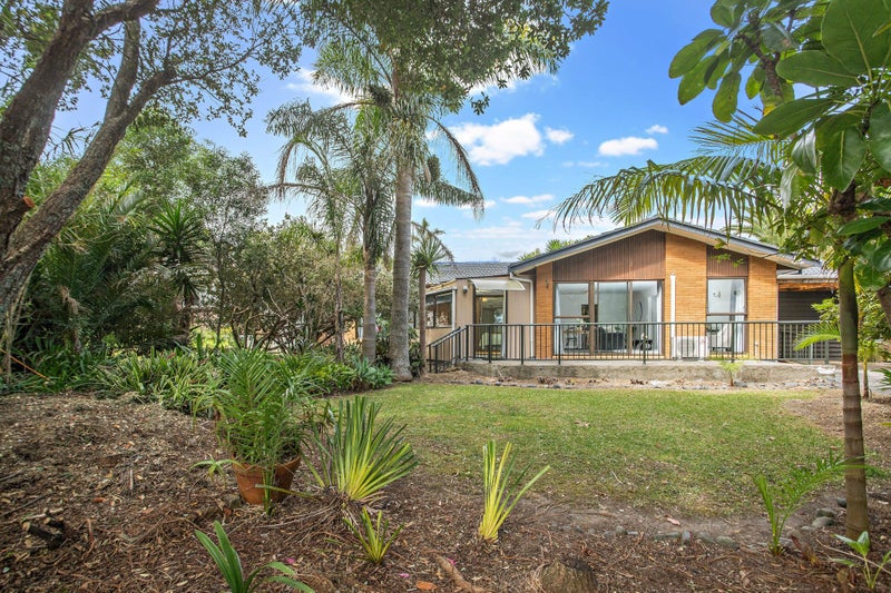 6 Palm Court Drive, Glen Eden, Auckland - Carousel 2
