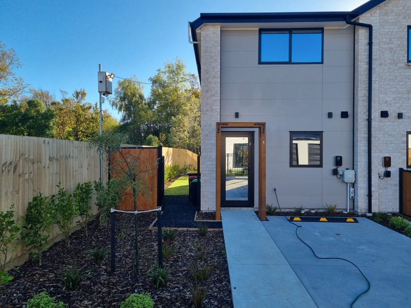 4/4 Matata Place, Dallington, Christchurch - Carousel 2