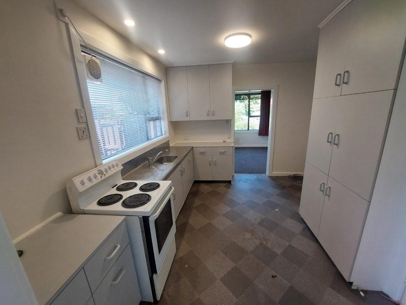 12 Gladson Avenue, Sockburn, Christchurch - Carousel 2