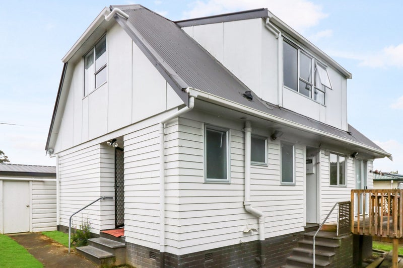 16 Williams Crescent, Otara, Auckland - Carousel 2