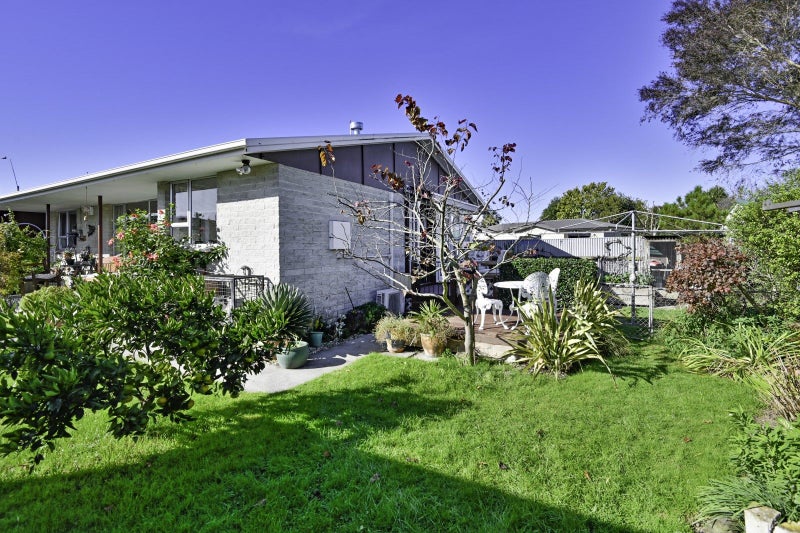 1107 Heretaunga Street East, Parkvale, Hastings - Carousel 17