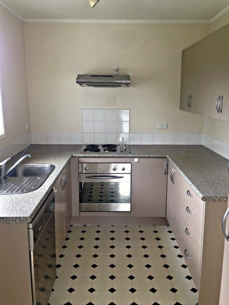 14B Hawkins Street, Meadowbank, Auckland - Carousel 2