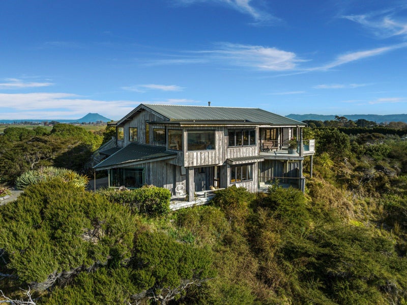 880A Thornton Road, Whakatane - Carousel 2