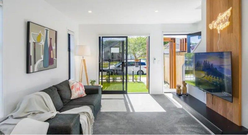 1/14 Biddle Crescent, Taita, Lower Hutt - Carousel 2