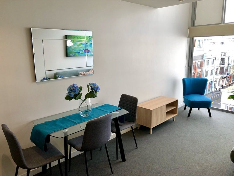 5H/245 Wakefield Street, Te Aro, Wellington - Carousel 2