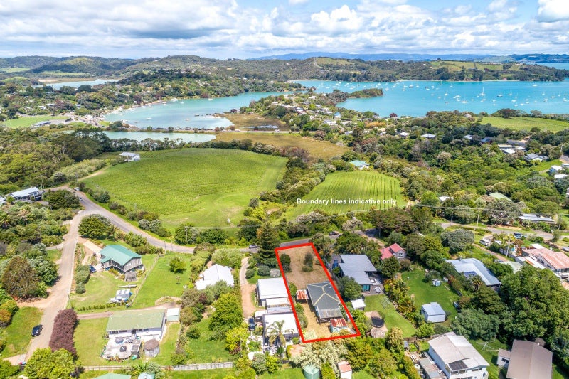 145 Wilma Road, Surfdale, Waiheke Island - Carousel 2