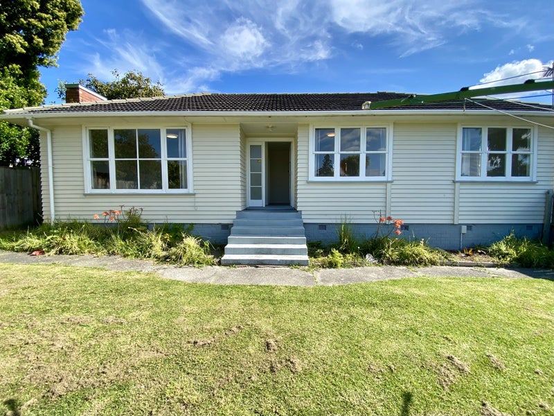2 Aronui Terrace, Kelston, Auckland - Carousel 18