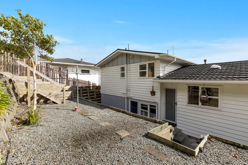 128 Major Drive, Kelson, Lower Hutt - Carousel 25
