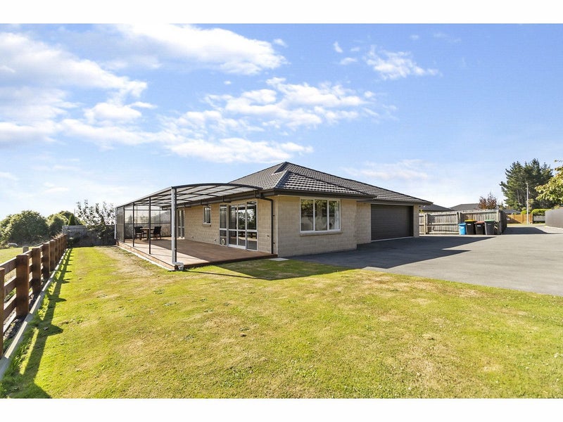1 Mueller Drive, Oceanview, Timaru - Carousel 1