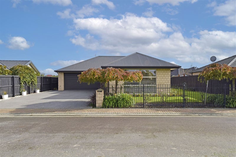 14 Kilbrannan Close, Broomfield, Christchurch - Carousel 2