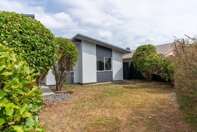 11 Landmark Court, Huntington, Hamilton - Carousel 18