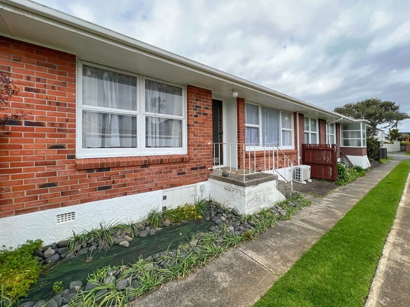 2/17 Saltburn Road, Milford, Auckland - Carousel 8