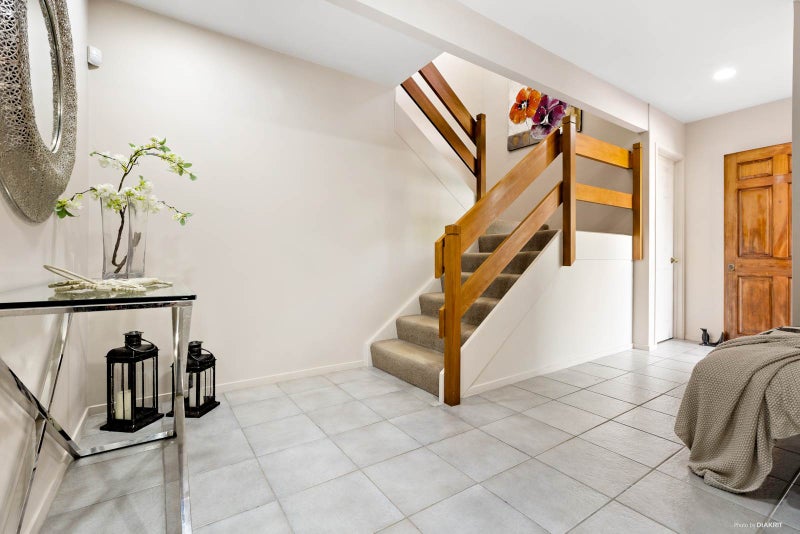 32 Britannia Place, Half Moon Bay, Auckland - Carousel 2