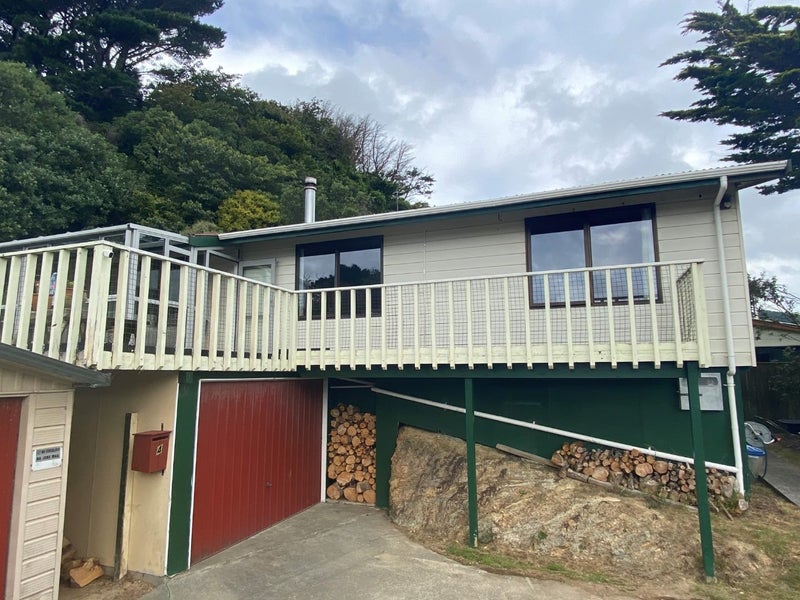 4 Lydia Way, Karori, Wellington - Carousel 1