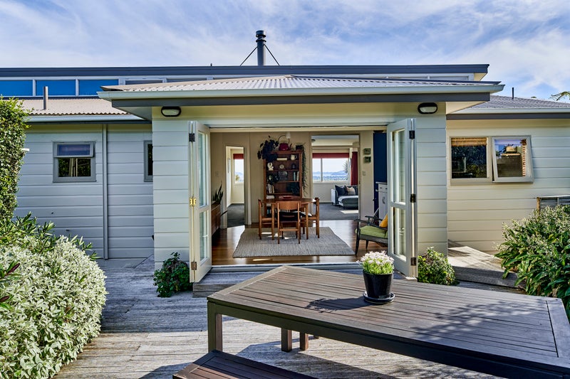 19 Major Drive, Kelson, Lower Hutt - Carousel 2