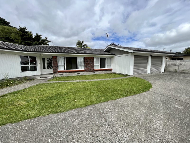 12 Magnolia Avenue, Opaheke, Papakura - Carousel 2