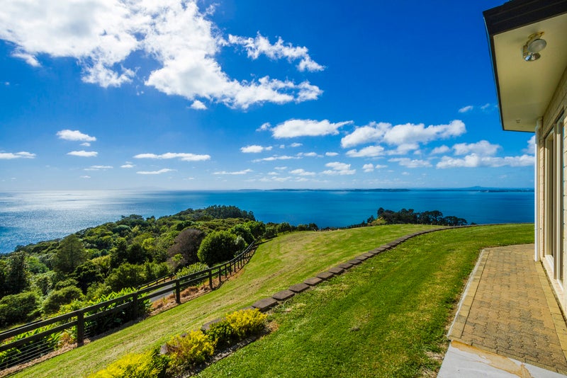 995 Hibiscus Coast Highway, Waiwera, Orewa - Carousel 2