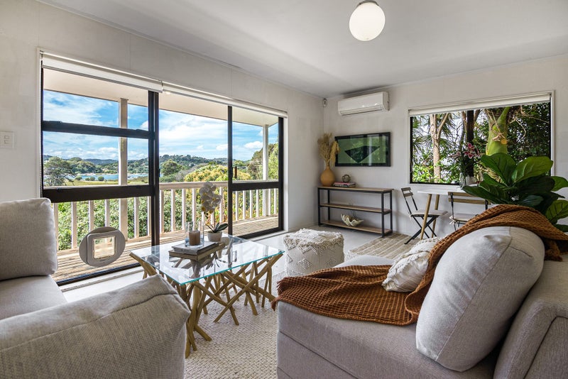 11 Causeway Road, Surfdale, Waiheke Island - Carousel 1