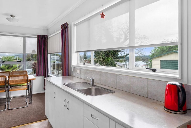 4 Manuka Terrace, Mangakino - Carousel 2