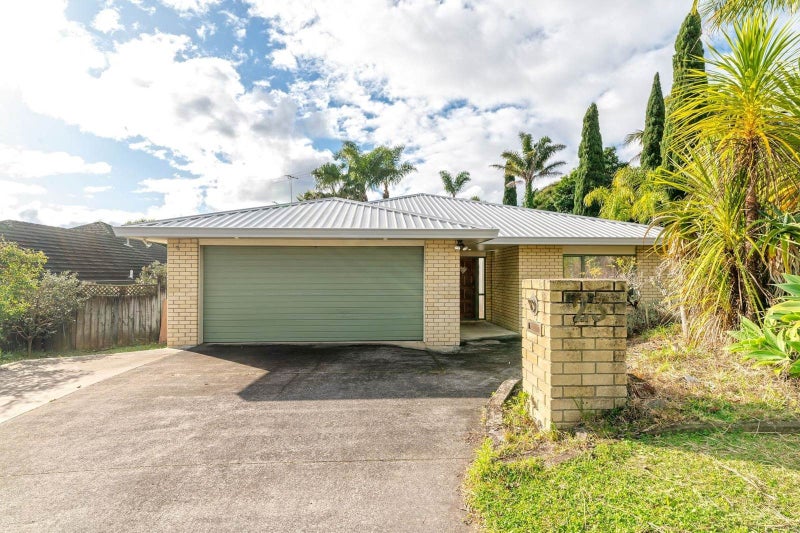 23 Goldfinch Rise, Unsworth Heights, Auckland - Carousel 1