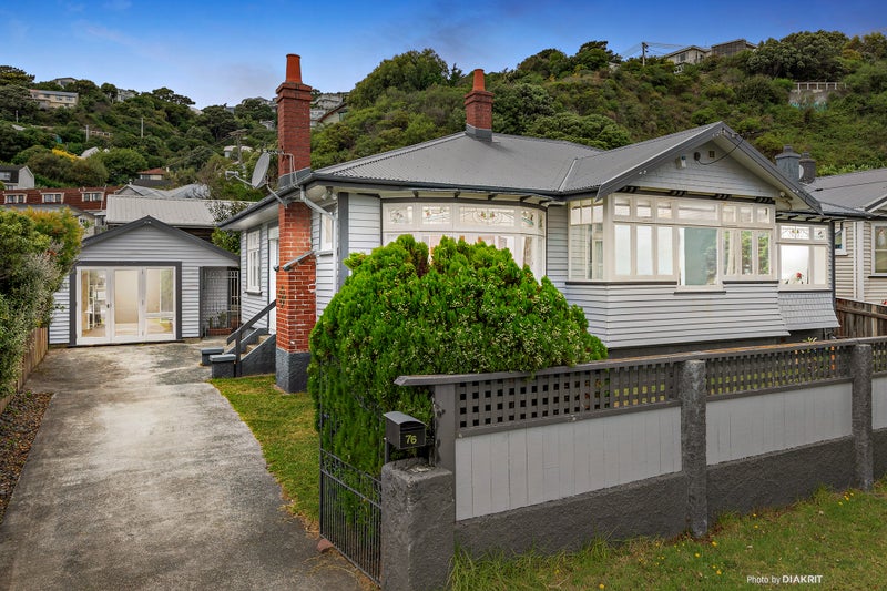 1/76 Ira Street, Miramar, Wellington - Carousel 1