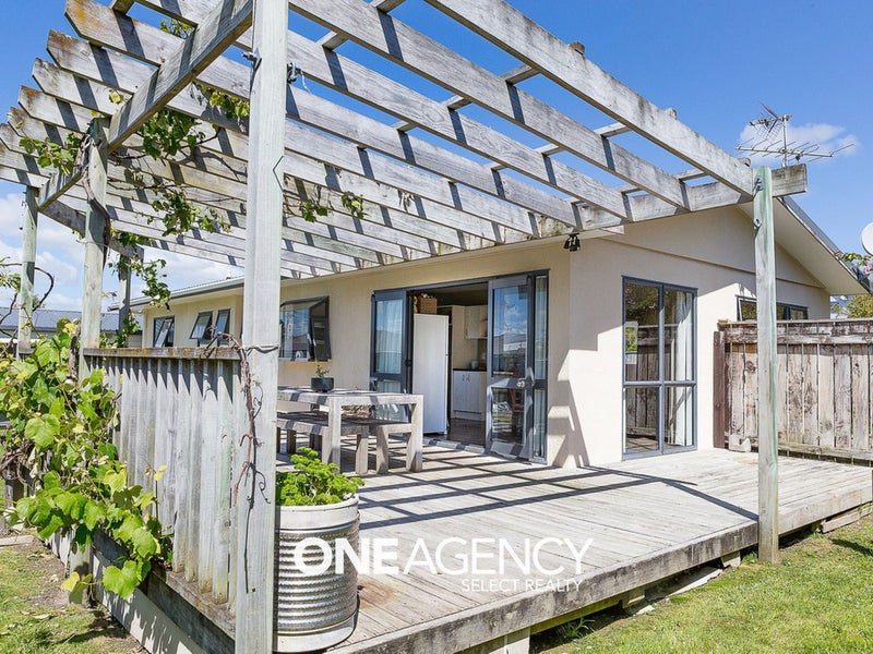 20 Te Hiko Street, Takapuwahia, Porirua - Carousel 1