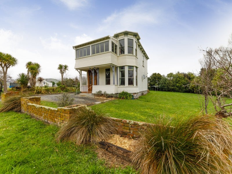 6 Lethbridge LANE, Tokomaru, Palmerston North - Carousel 23