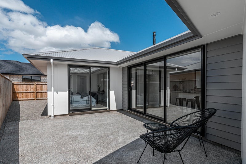 6 Tarata Grove, Lansdowne, Masterton - Carousel 2