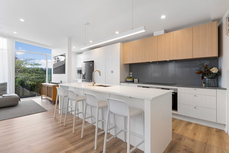 87D Verbena Road, Birkdale, Auckland - Carousel 2