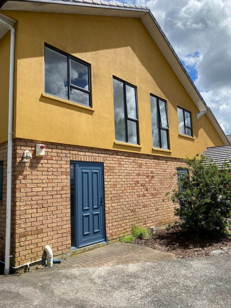 6/4 Charlenne Close, Ranui, Auckland - Carousel 1