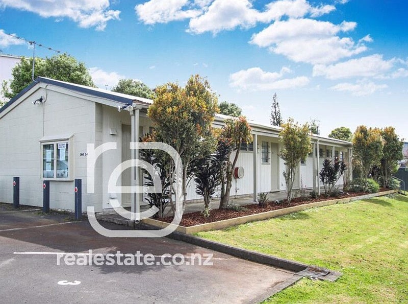 316 Blockhouse Bay Road, Avondale, Auckland - Carousel 1