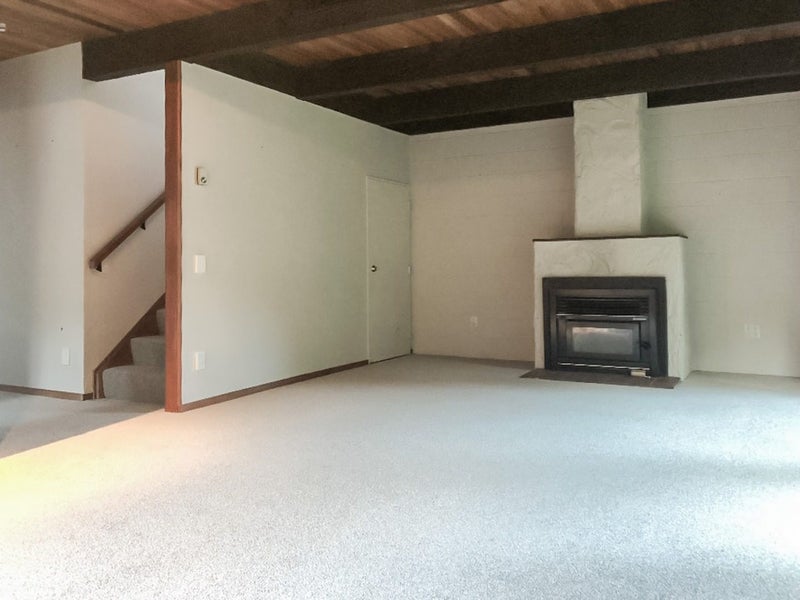 1/2 Pitoitoi Road, Days Bay, Lower Hutt - Carousel 2