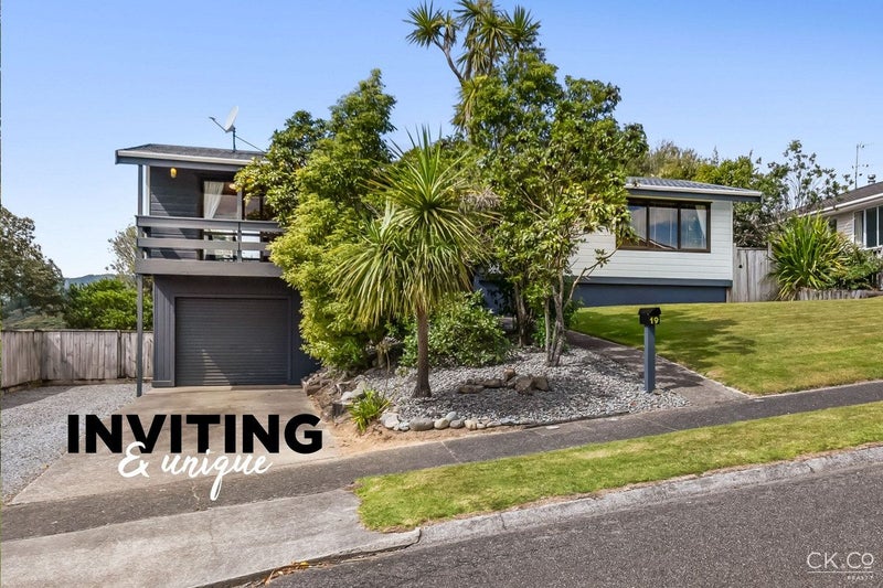 19 Seymour Grove, Kingsley Heights, Upper Hutt - Carousel 1