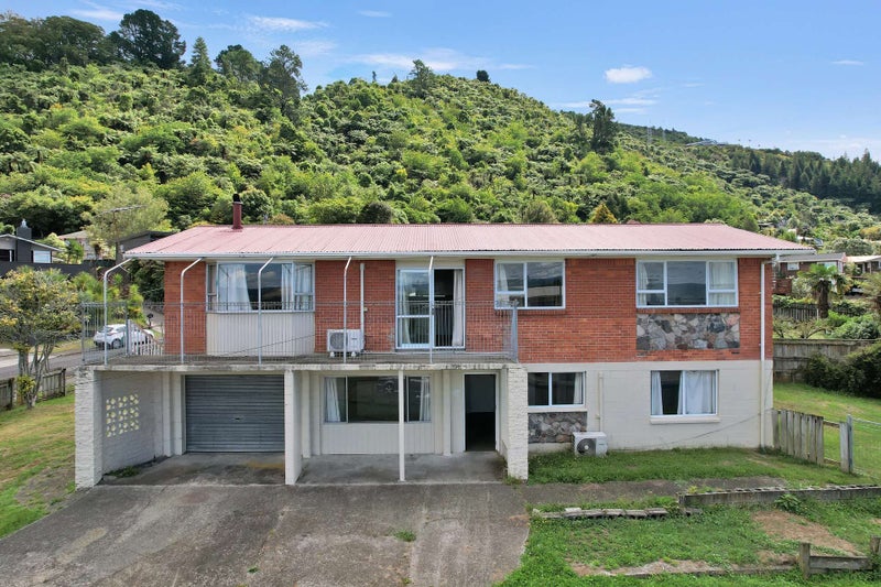 122 Mallard Drive, Selwyn Heights, Rotorua - Carousel 1