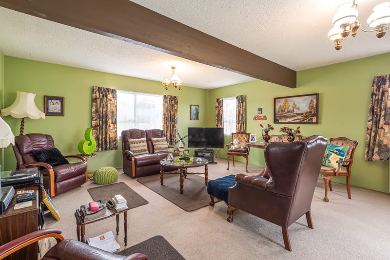 17 Momorangi Crescent, Redwood, Christchurch - Carousel 2