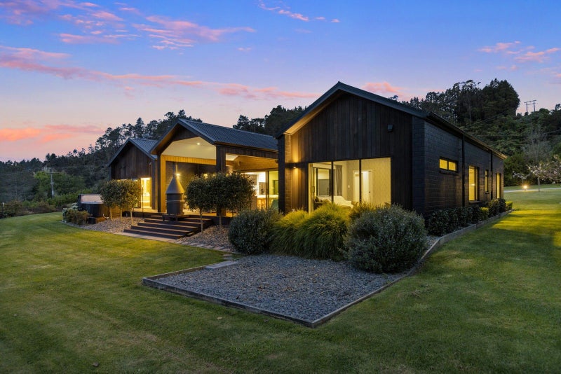 1378A State Highway 29, Tauranga - Carousel 2