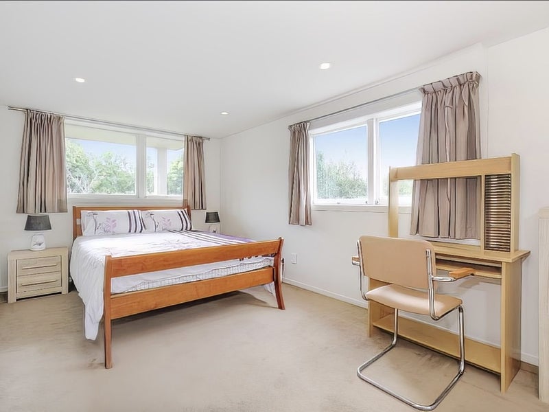 24 Westminster Street, New Windsor, Auckland - Carousel 2